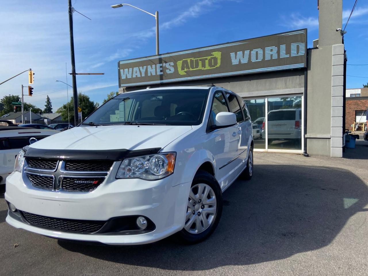 Used 2017 Dodge Grand Caravan Crew**STOW and GO** for sale in Hamilton, ON