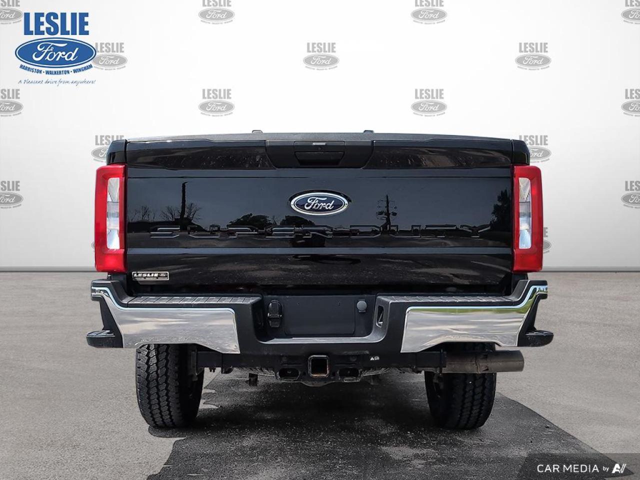 2023 Ford F-250 4X4 CREW CAB PICKUP/ Photo4