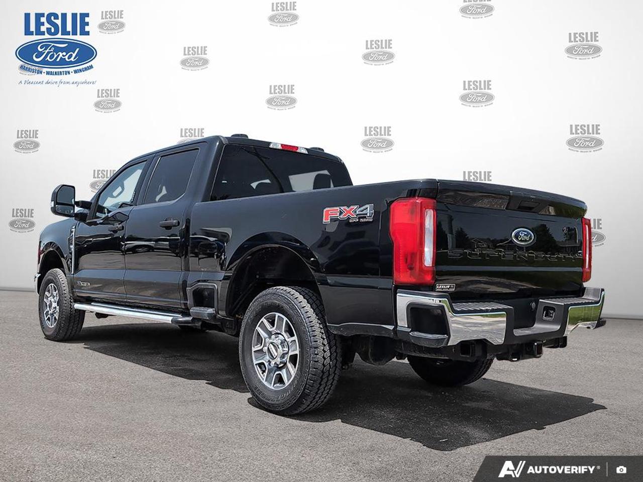 2023 Ford F-250 XLT 4WD Crew Cab 6.75' Box Photo3