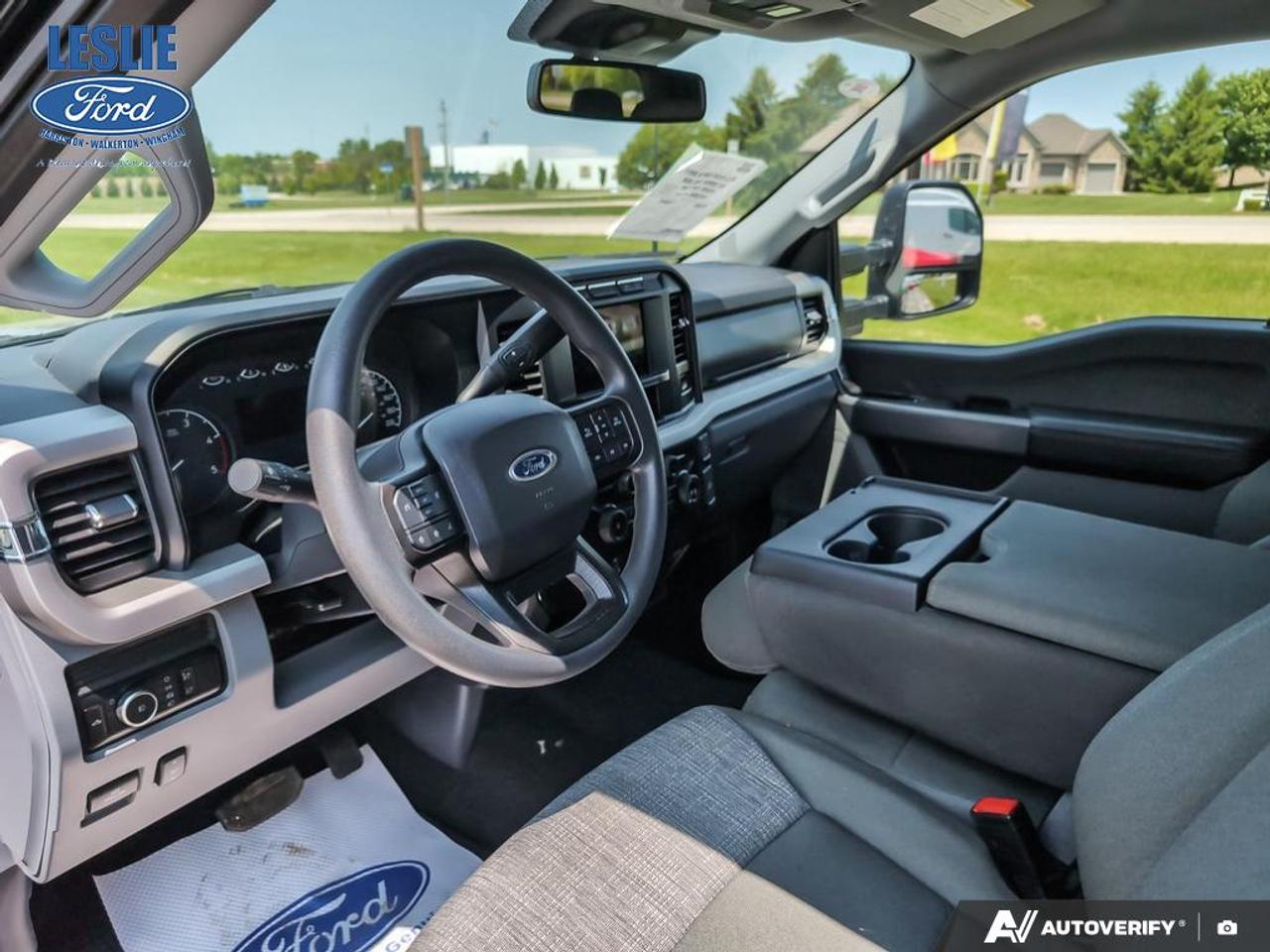 2023 Ford F-250 XLT 4WD Crew Cab 6.75' Box Photo