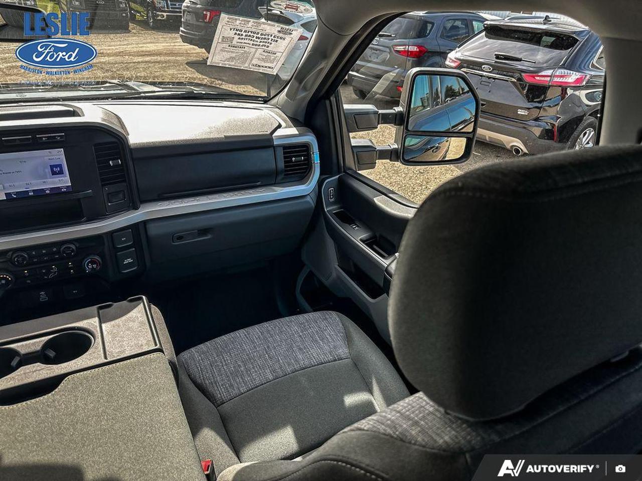 2023 Ford F-250 XLT 4WD Crew Cab 6.75' Box Photo