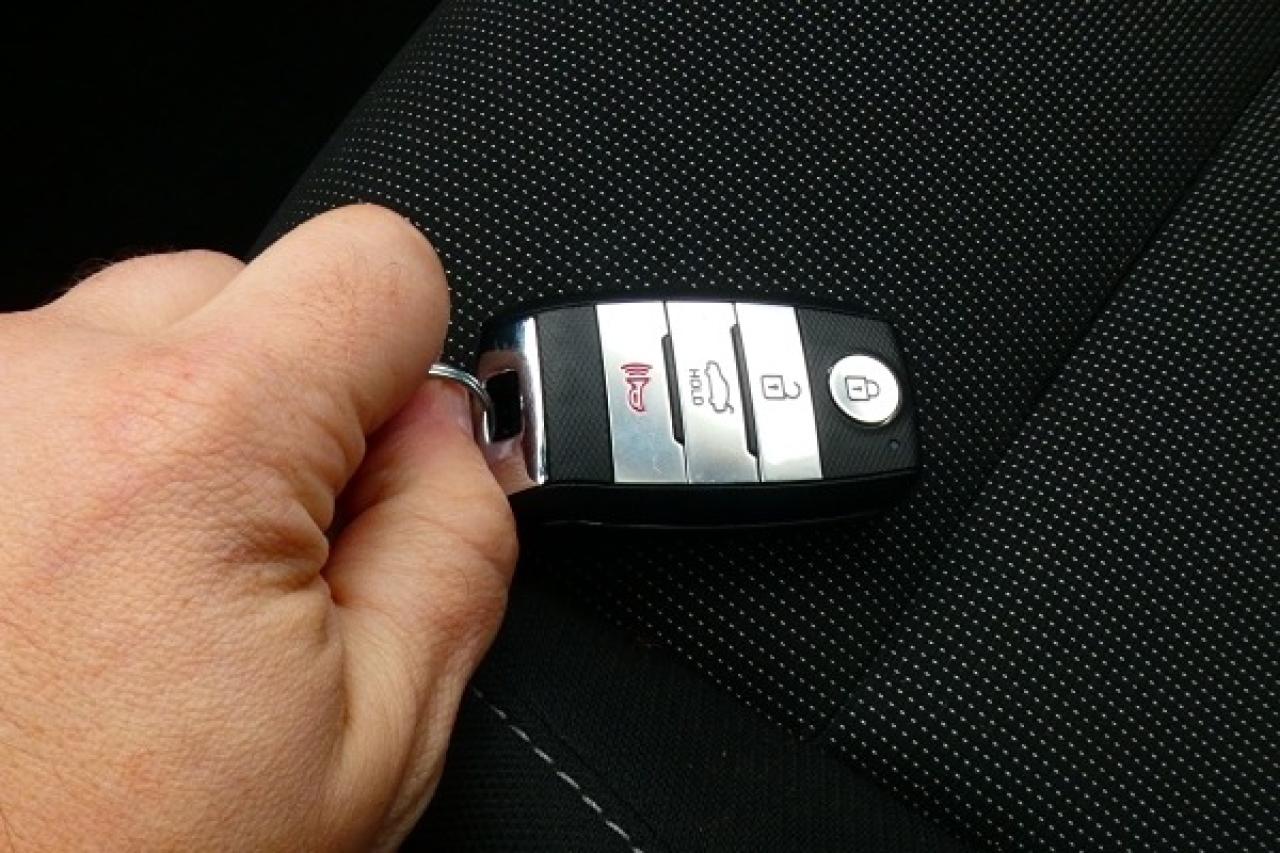 2023 Kia Rio EX Premium w/Htd cloth, S/R, BUC - Photo #19