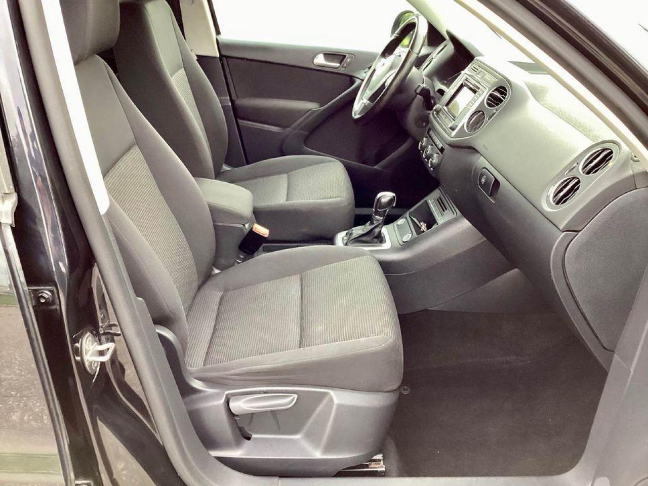 2016 Volkswagen Tiguan 2.0L AWD- Ontario Safety Included - Photo #9