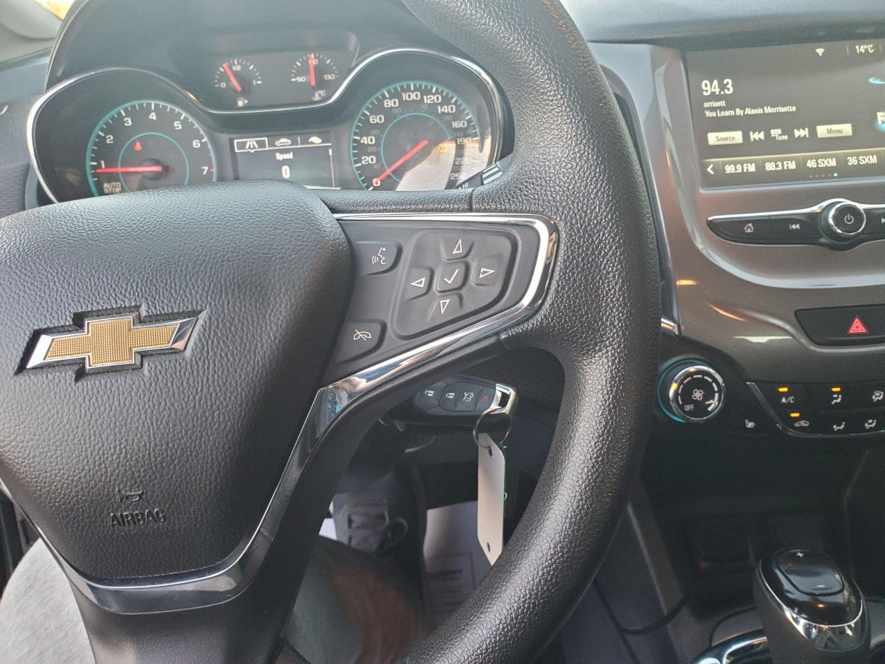 2018 Chevrolet Cruze 1.4L LT w/1SD-REAR CAMERA-HEATED SEATS- - Photo #11