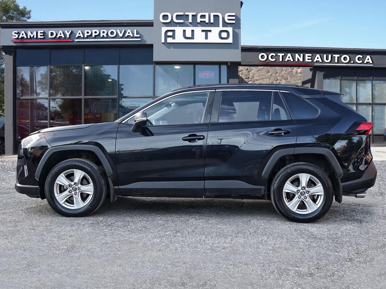 2019 Toyota RAV4 XLE AWD - Photo #3