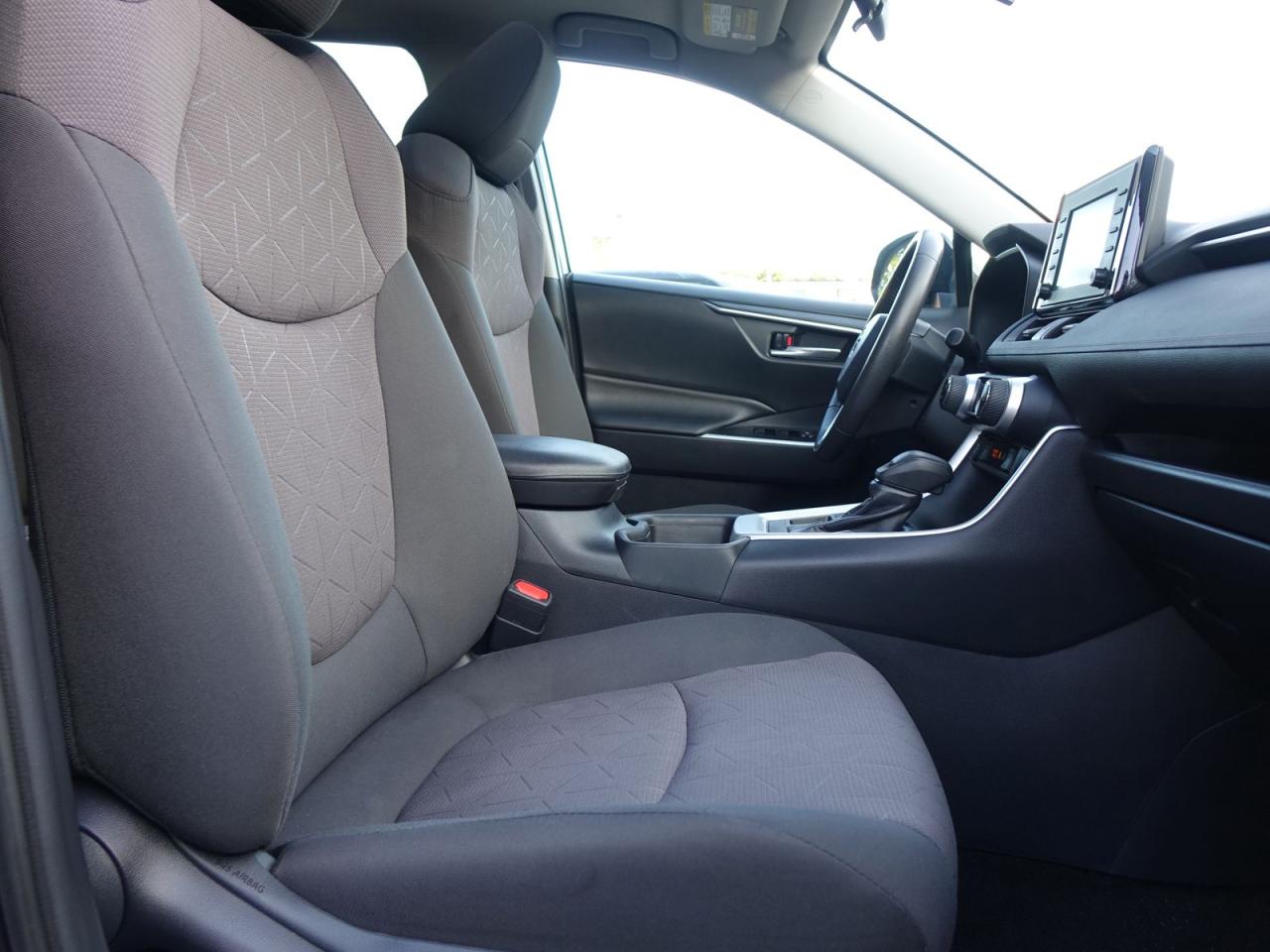 2019 Toyota RAV4 XLE AWD - Photo #12