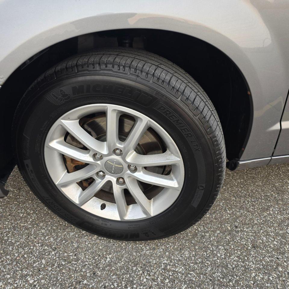 2014 Dodge Grand Caravan SXT - Photo #12