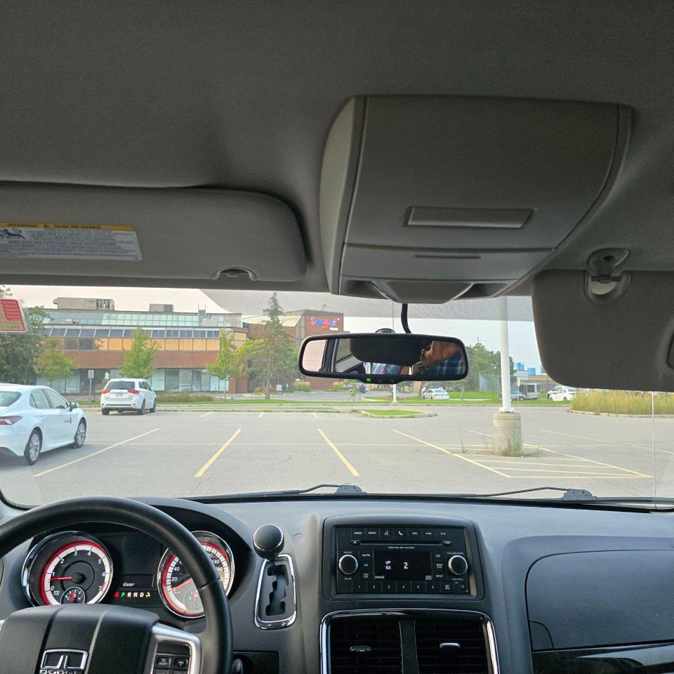 2014 Dodge Grand Caravan SXT - Photo #17