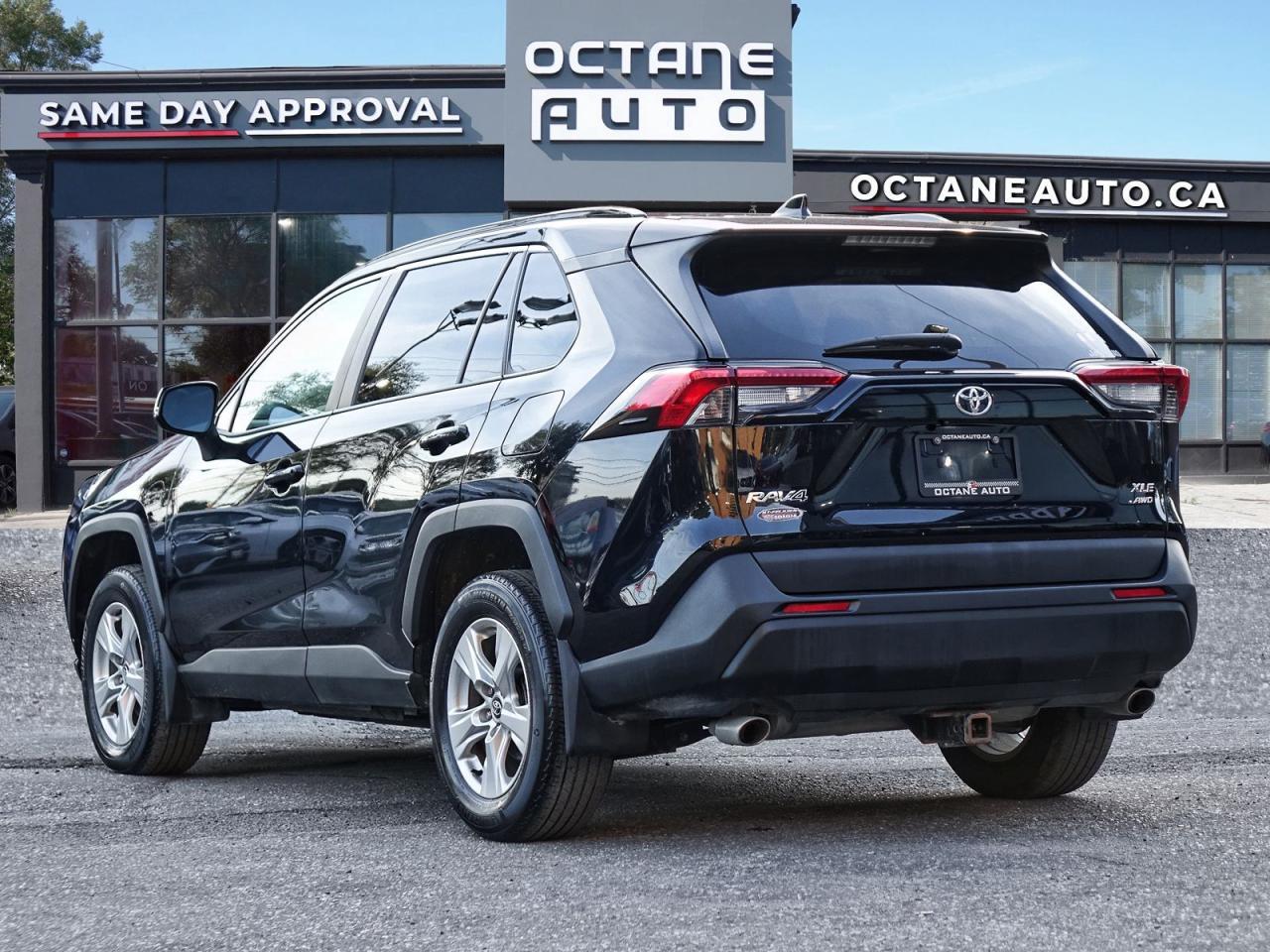 2019 Toyota RAV4 XLE AWD - Photo #5