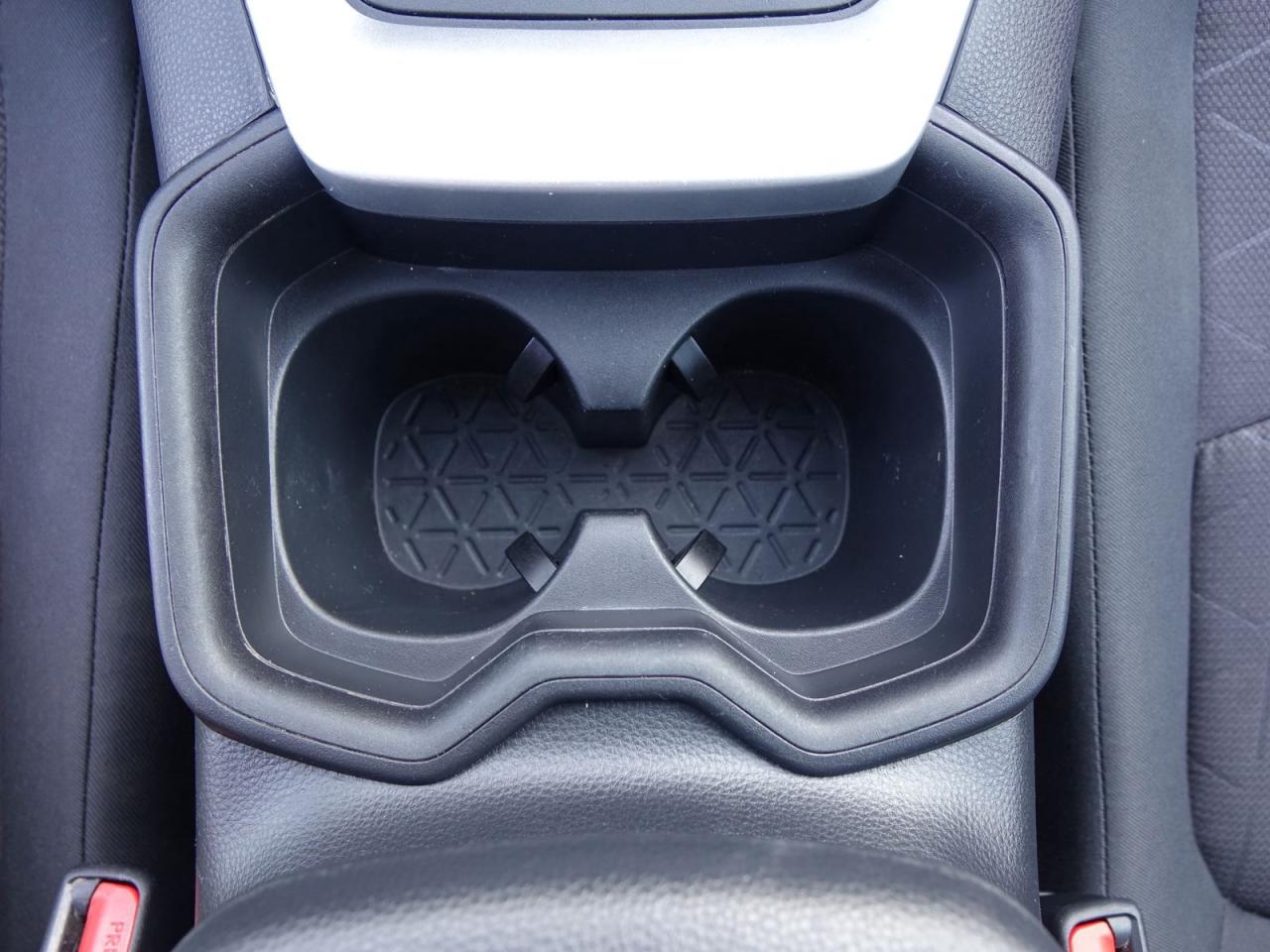 2019 Toyota RAV4 XLE AWD - Photo #16