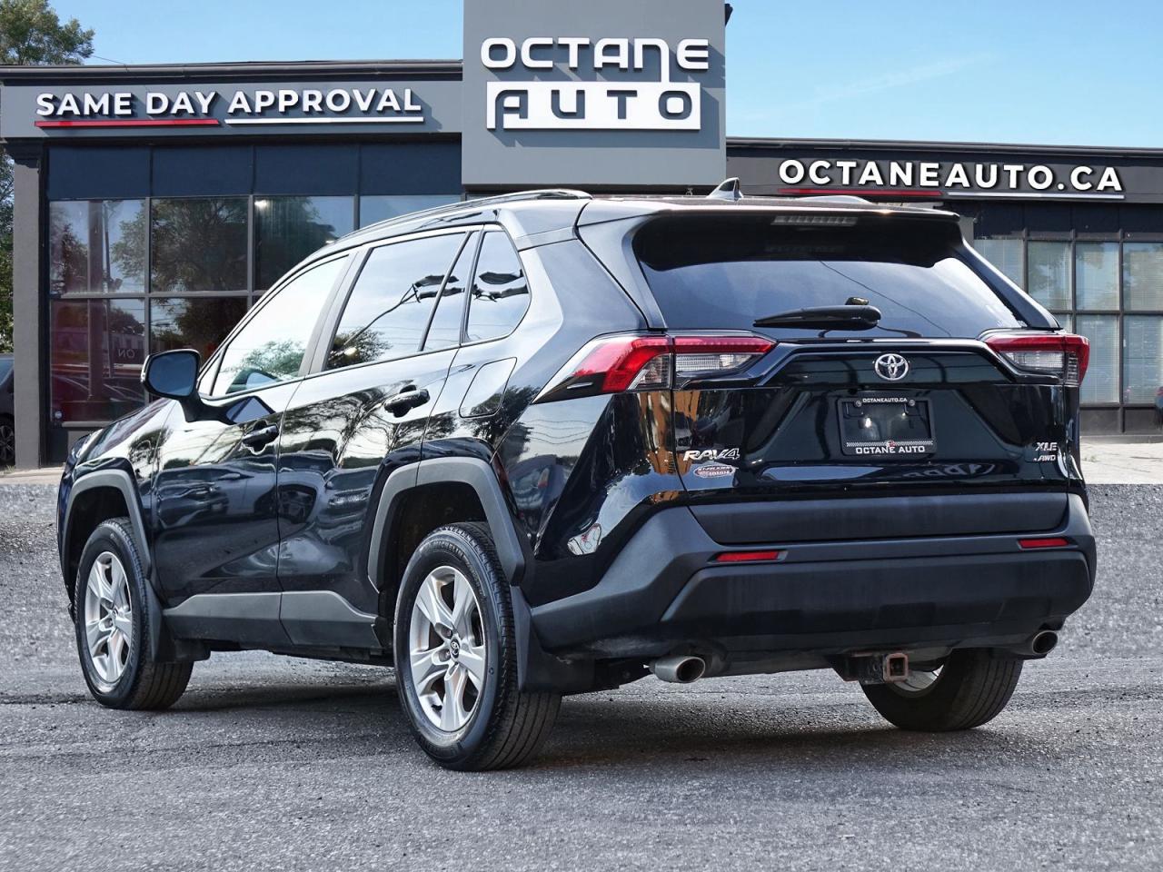 2019 Toyota RAV4 XLE AWD - Photo #5