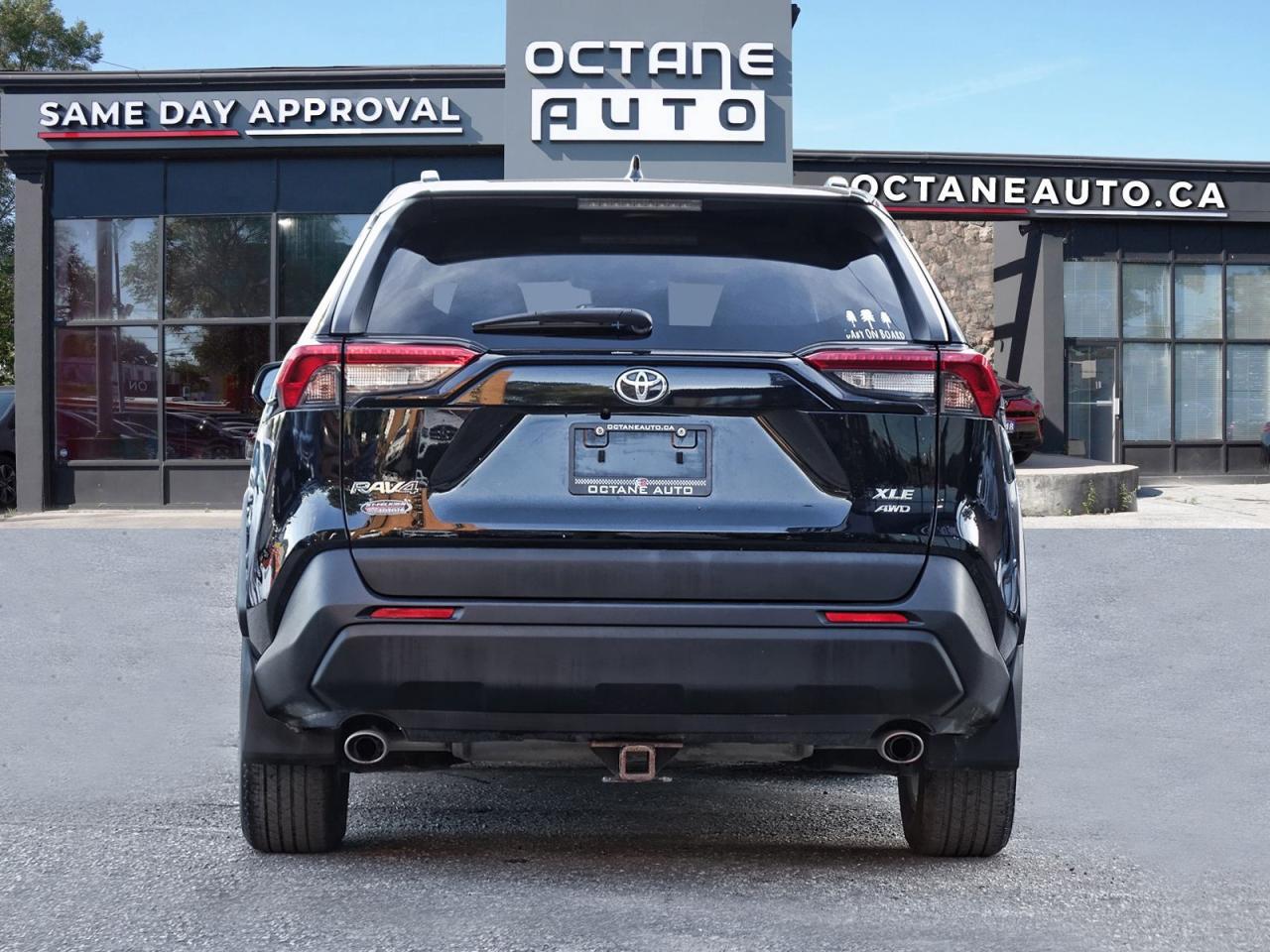 2019 Toyota RAV4 XLE AWD - Photo #6
