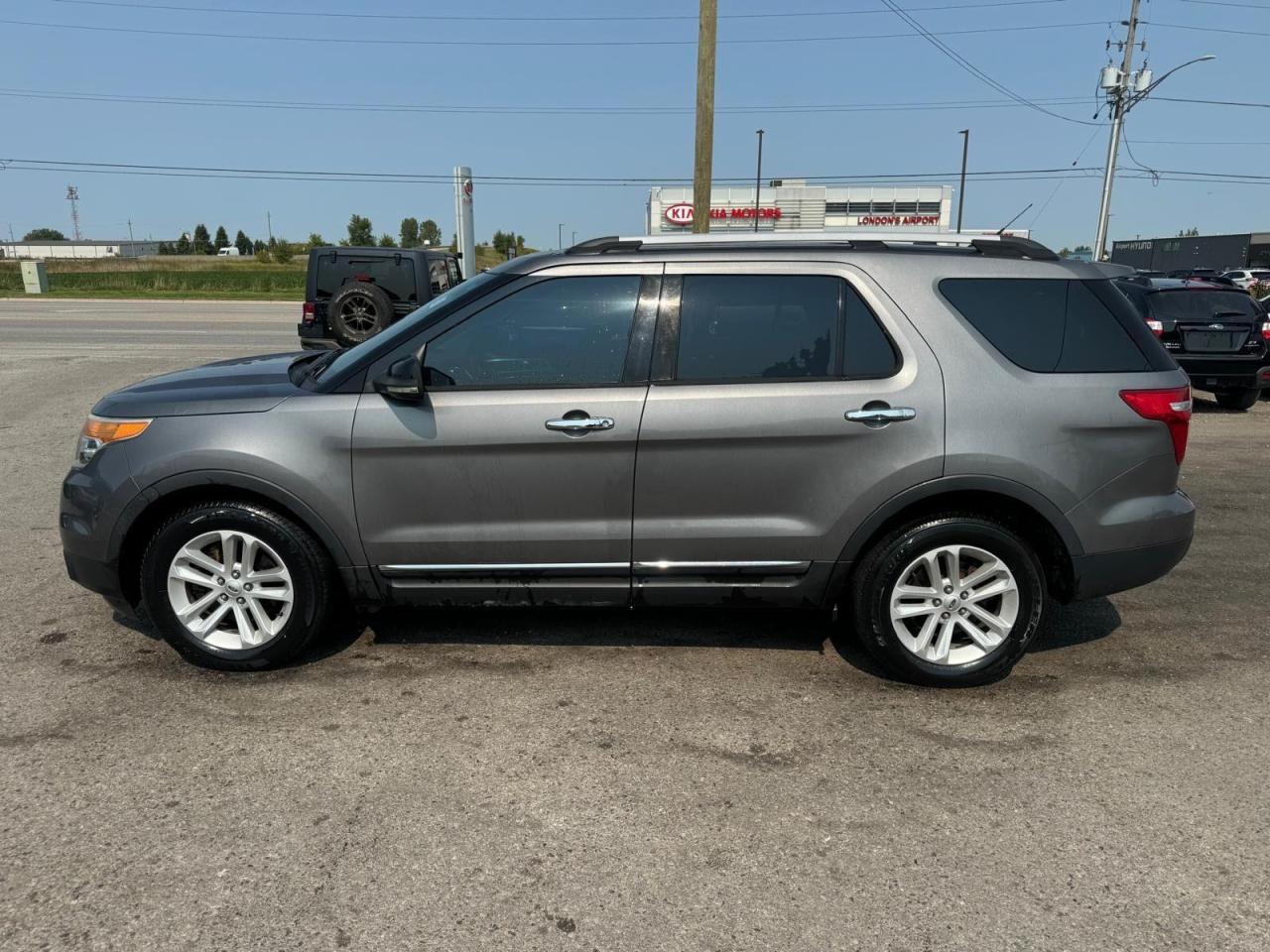 2013 Ford Explorer XLT, 4 CYLINDER, WELL SERVICED, NO ACCIDENTS, CERT - Photo #2