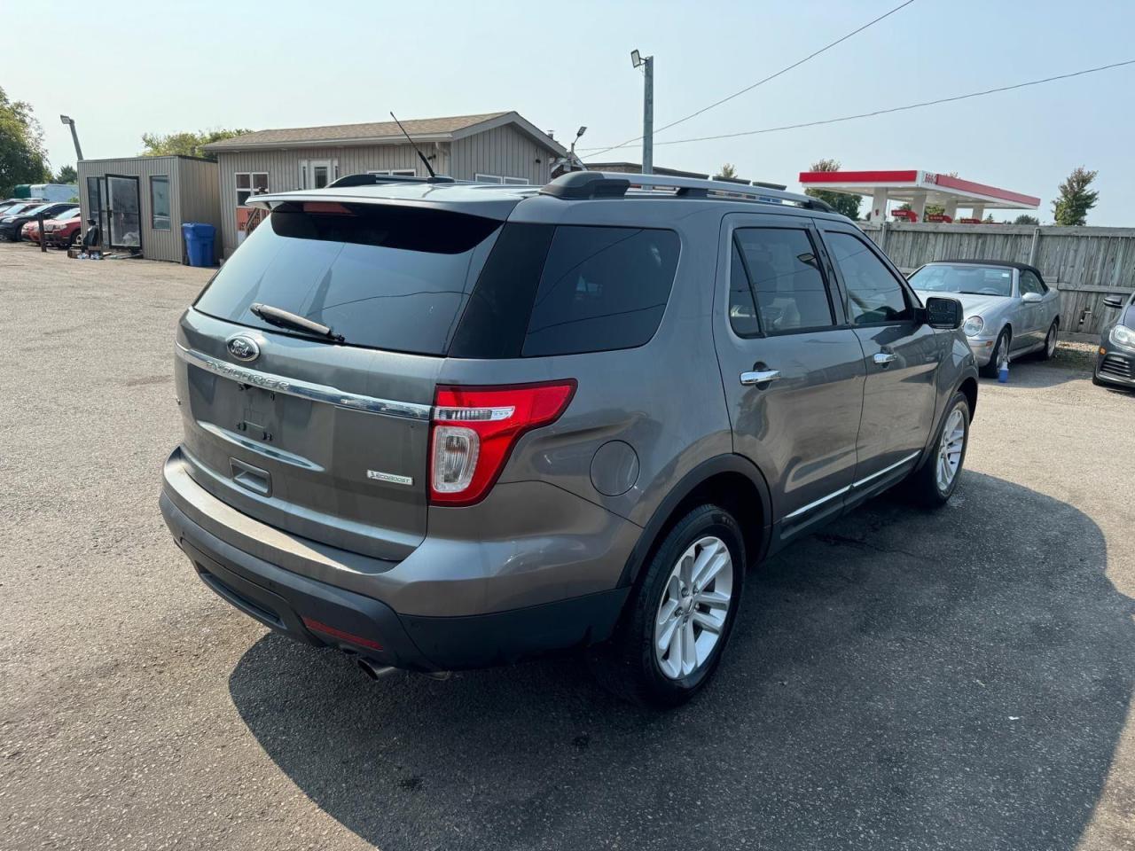 2013 Ford Explorer XLT, 4 CYLINDER, WELL SERVICED, NO ACCIDENTS, CERT - Photo #5