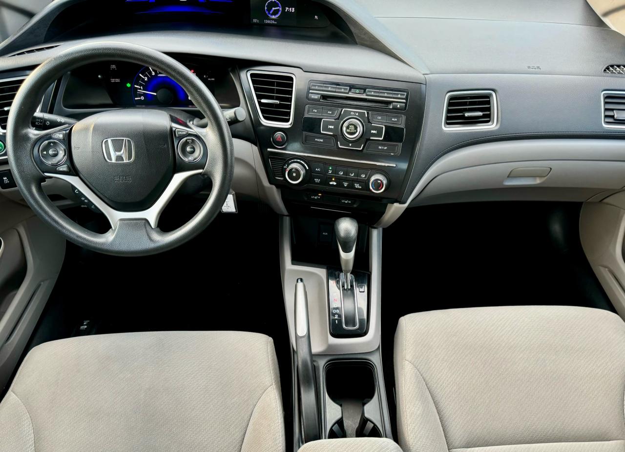 2013 Honda Civic LX - Ontario Safety Certificate - Photo #11