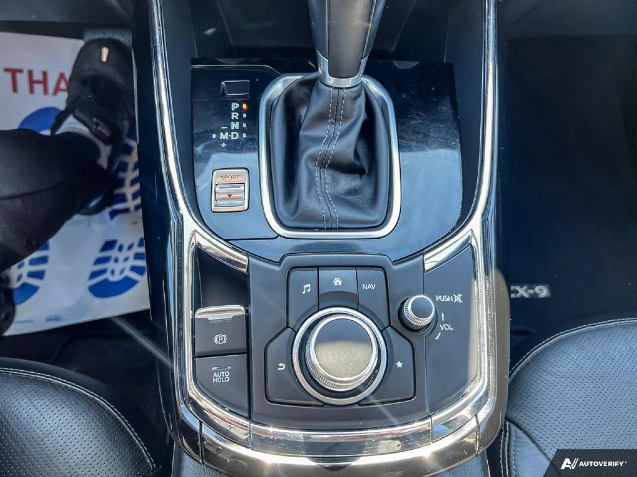 2020 Mazda CX-9 GS-L / LEATHER / ROOF / HTD SEATS / ALLOY WHEELS - Photo #18