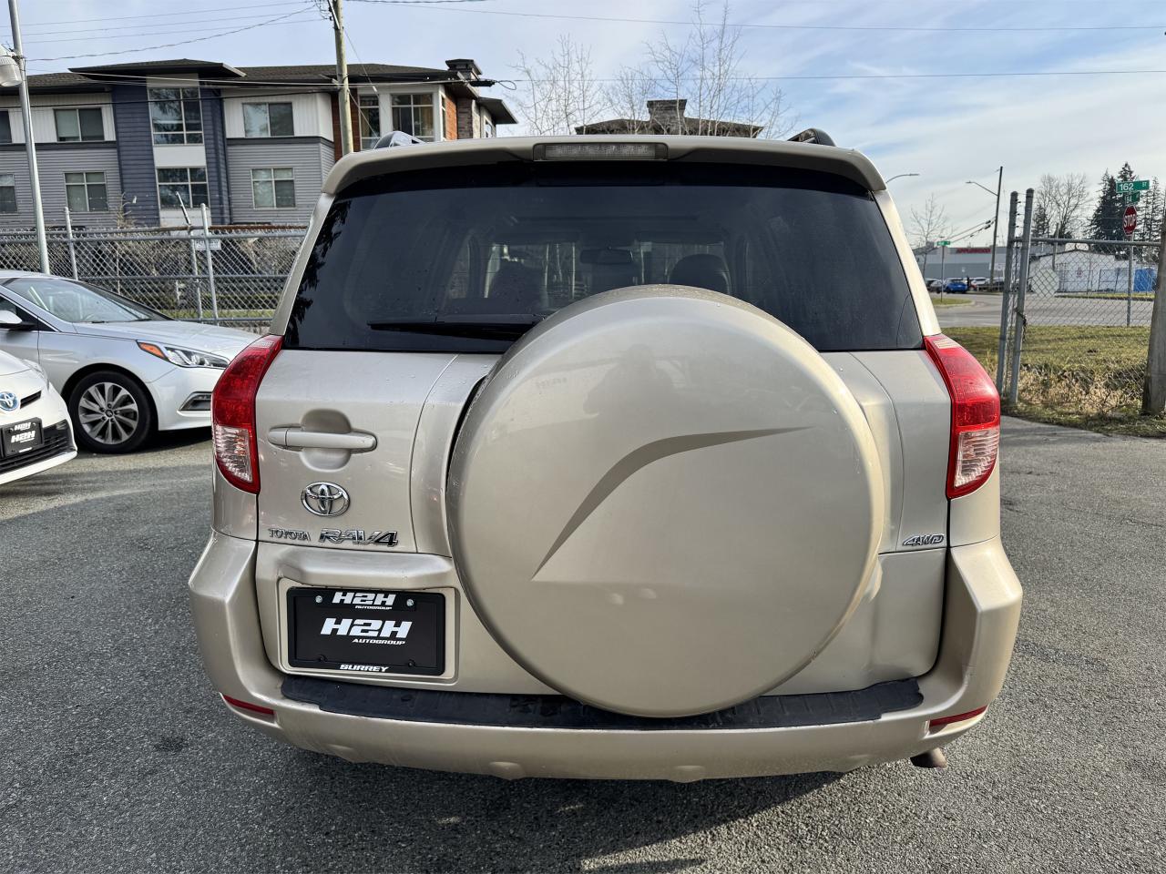 2007 Toyota RAV4 Limited FINANCING AVAILABLE Photo7