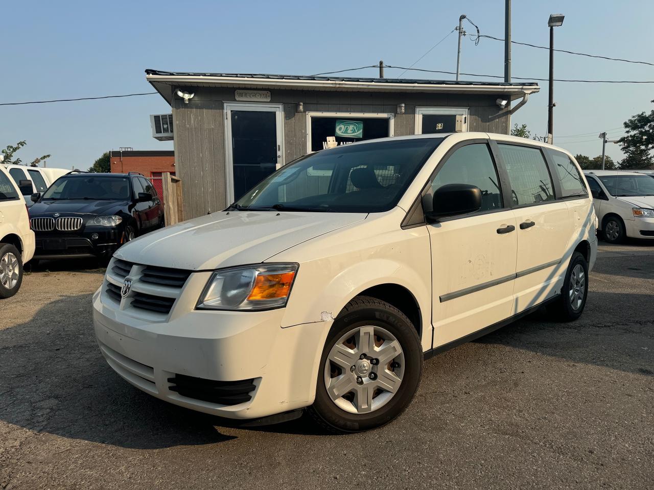 2010 Dodge Grand Caravan C/V Photo3