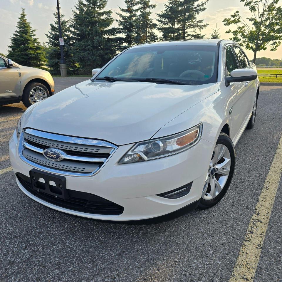 Used 2010 Ford Taurus SEL for sale in Scarborough, ON