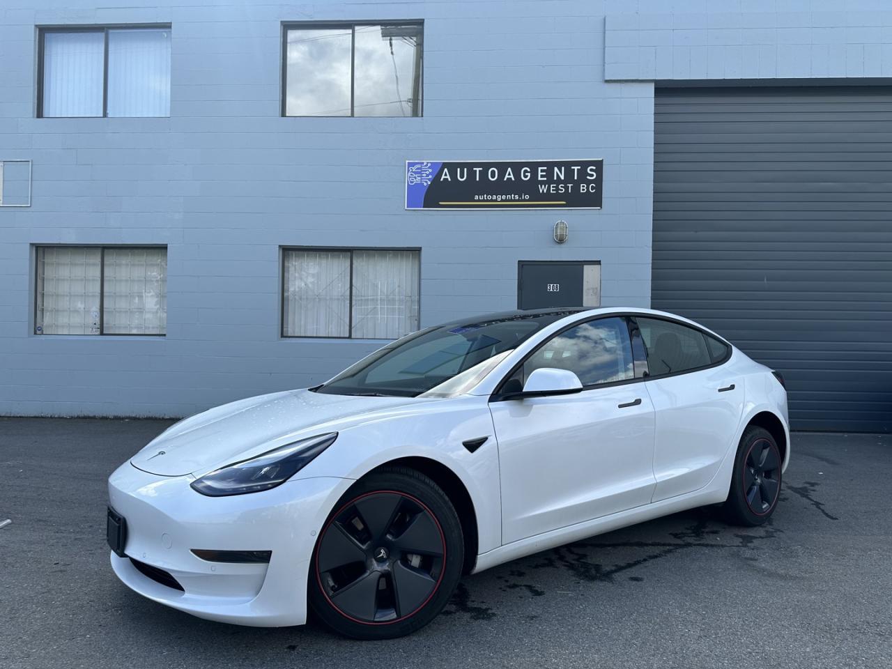 Used 2022 Tesla Model 3 Standard Range Plus Clean Carfax for sale in Langley, BC