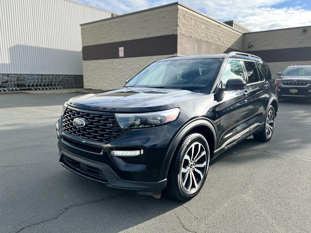 Used 2023 Ford Explorer ST-Line for sale in Campbell River, BC