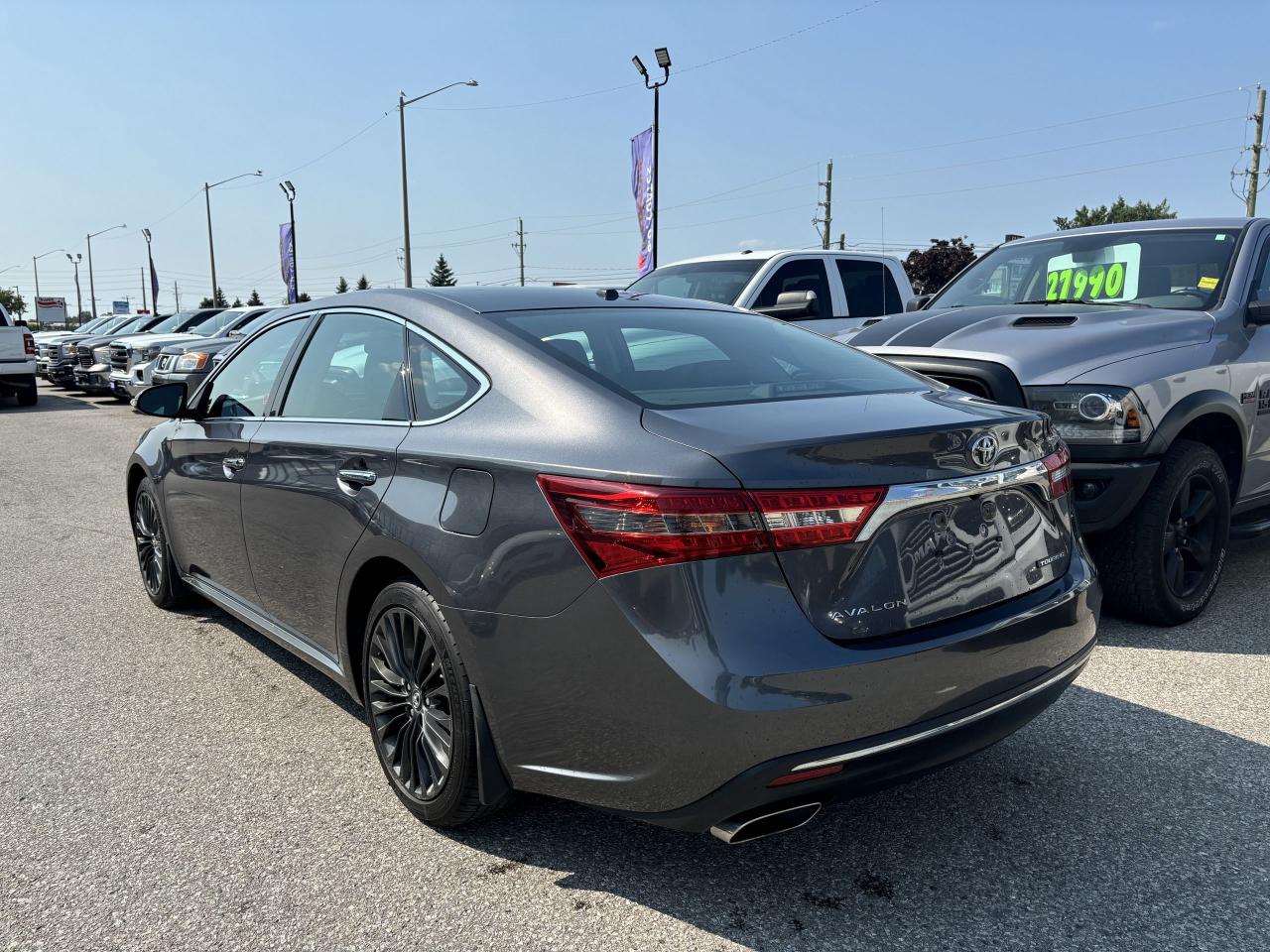 2016 Toyota Avalon Touring ~V6 ~Nav ~Camera ~Heated Leather ~Moonroof Photo2