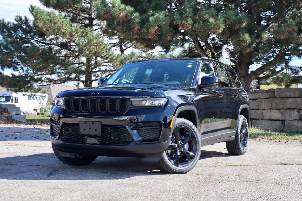 New 2025 Jeep Grand Cherokee ALTITUDE 4X4 for sale in Waterloo, ON