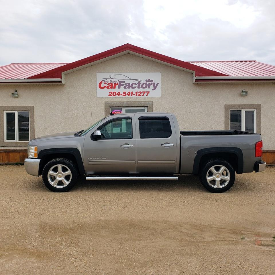 2012 Chevrolet Silverado 1500 4WD Crew Cab 143.5" - Photo #2