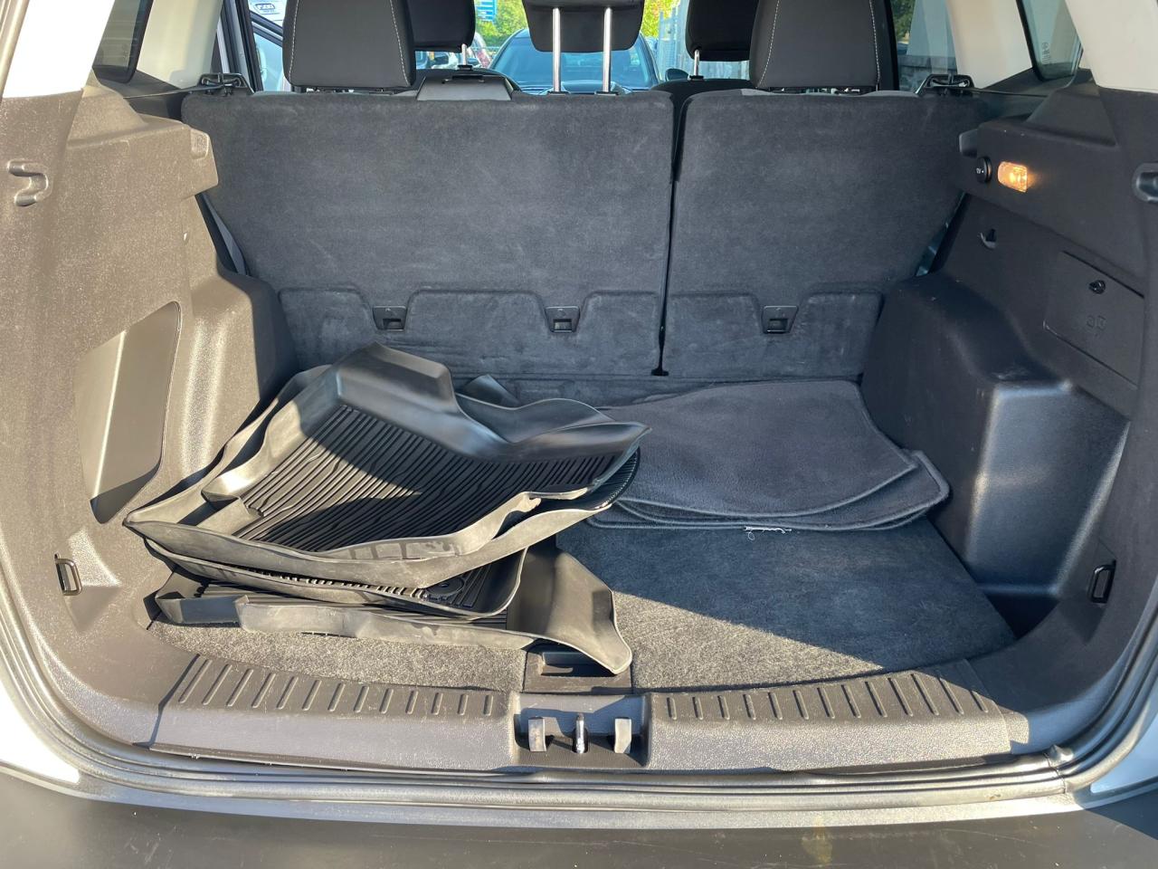 2019 Ford Escape SE 4WD NO ACCIDENT B-TOOTH CAMERA REMOTE START - Photo #14