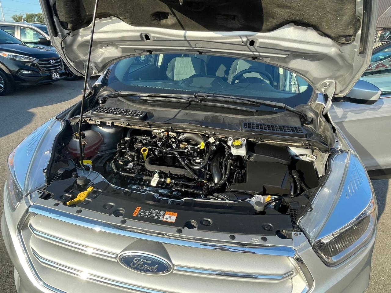 2019 Ford Escape SE 4WD NO ACCIDENT B-TOOTH CAMERA REMOTE START - Photo #29