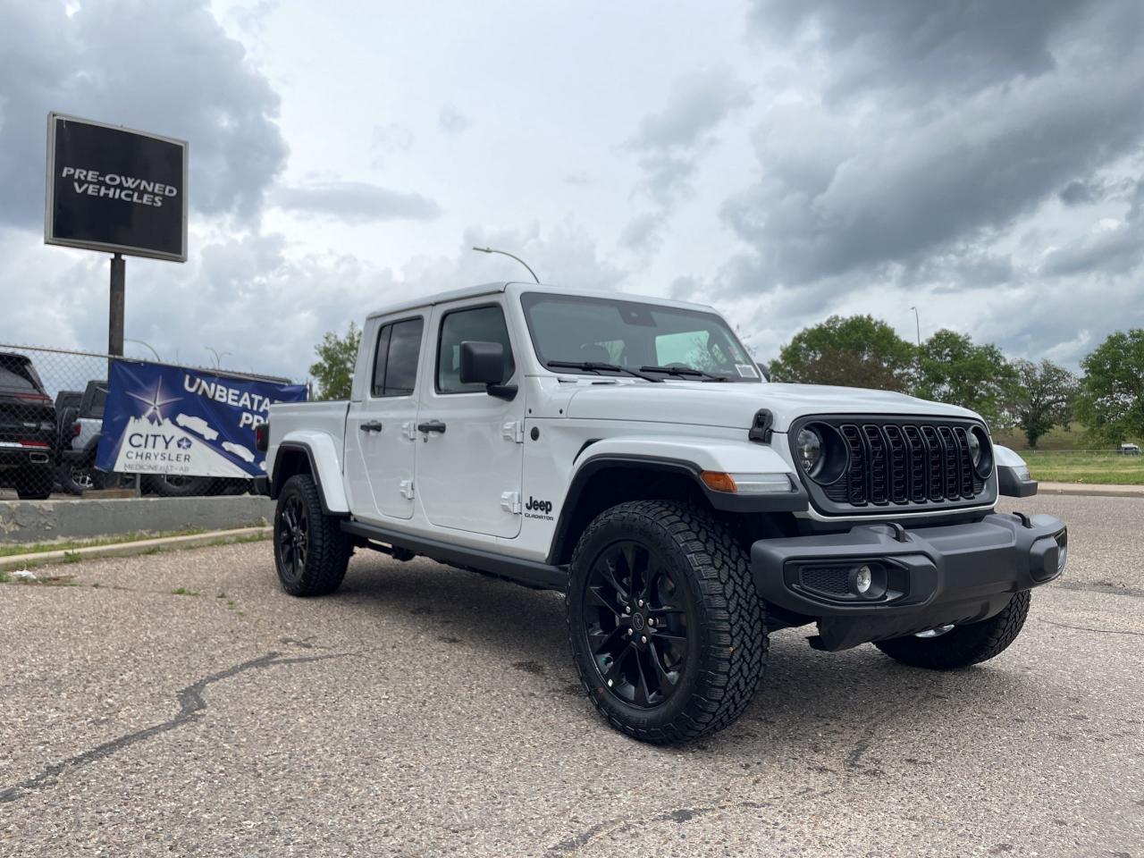 New 2024 Jeep Gladiator Sport S 4x4 for sale in Medicine Hat, AB