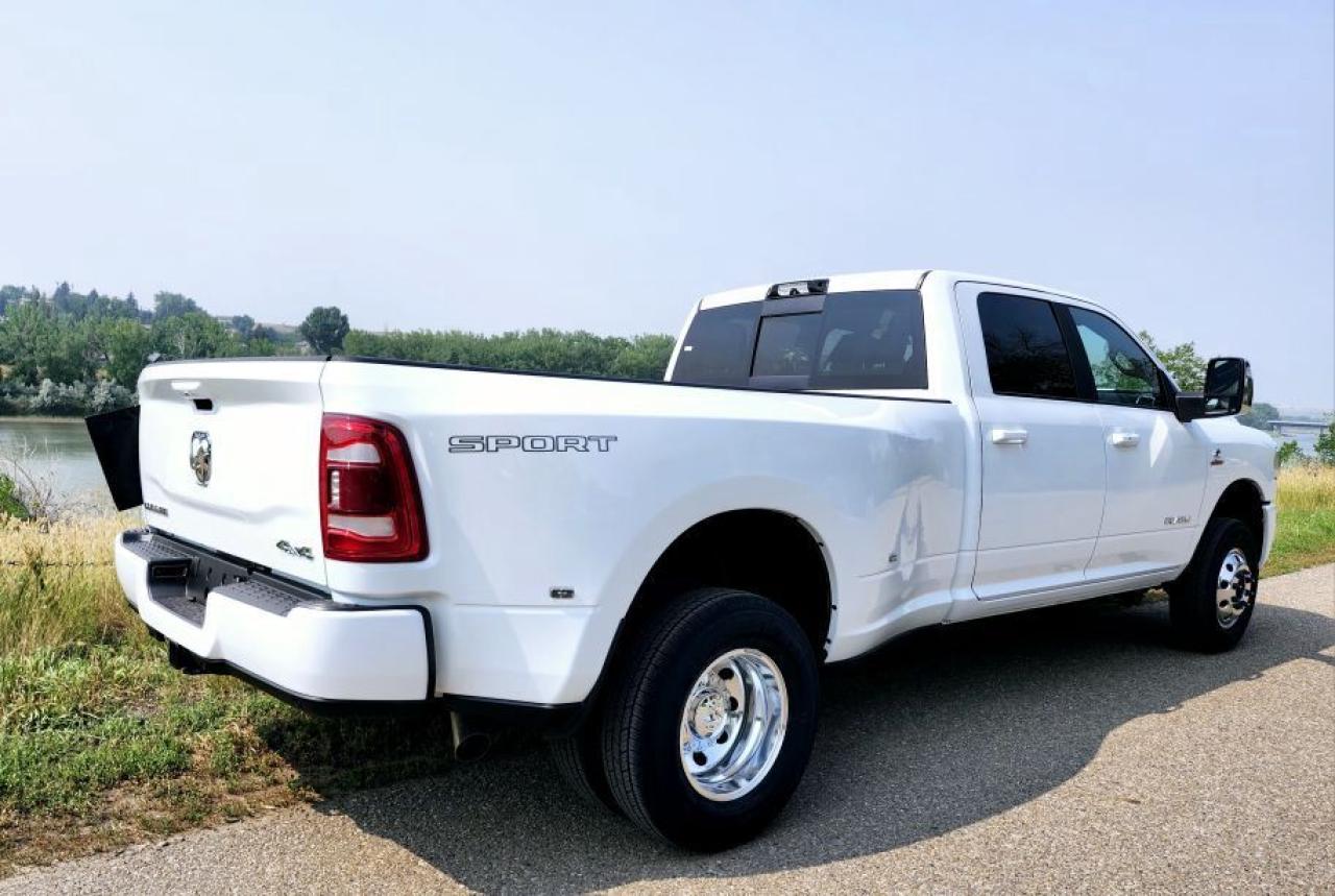 New 2024 RAM 3500 Laramie cabine d'équipe 4x4 caisse de 8 pi for sale in Medicine Hat, AB