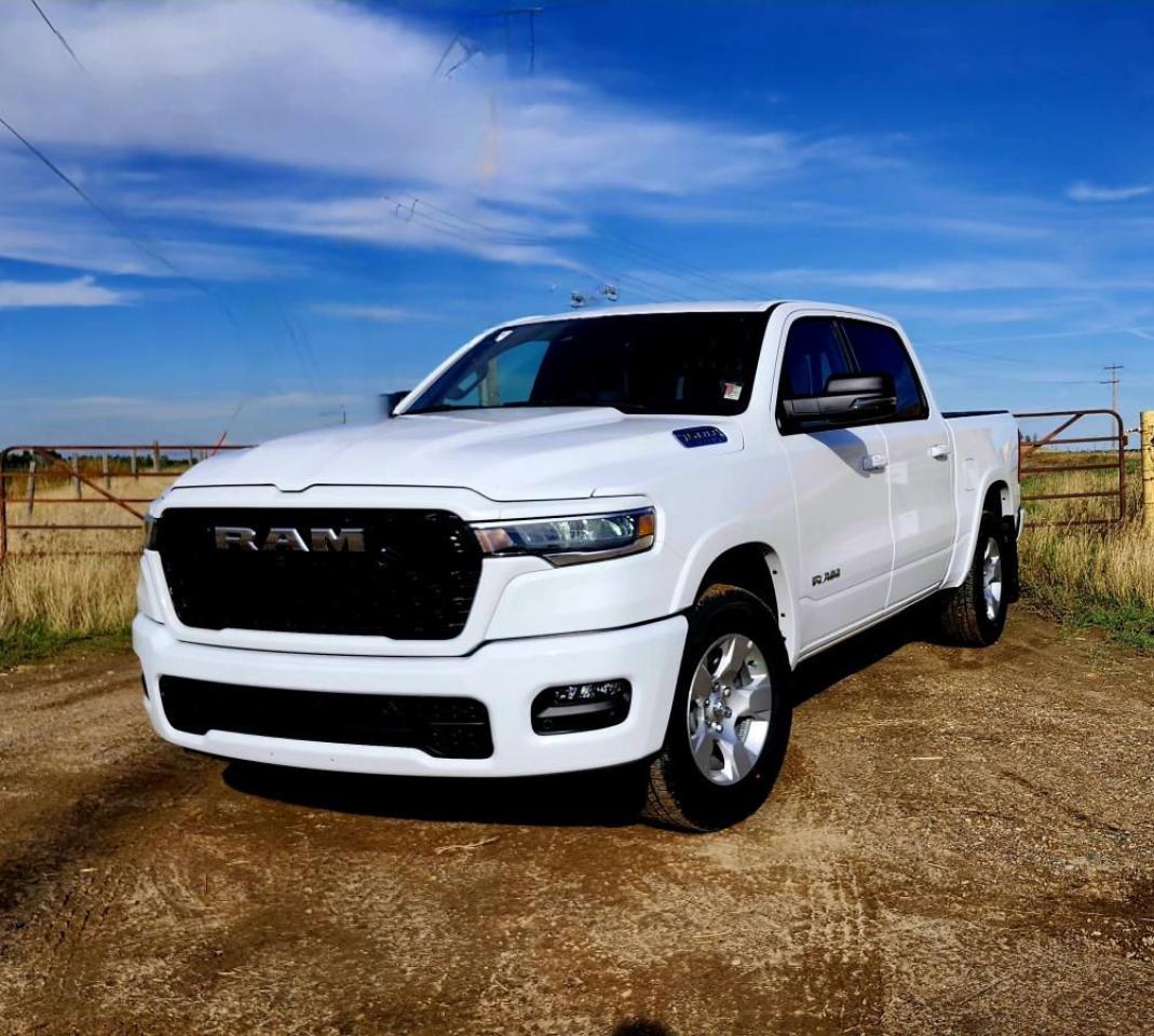 New 2025 RAM 1500 Big Horn cabine d'équipe 4x4 caisse de 5 pi 7 po for sale in Medicine Hat, AB