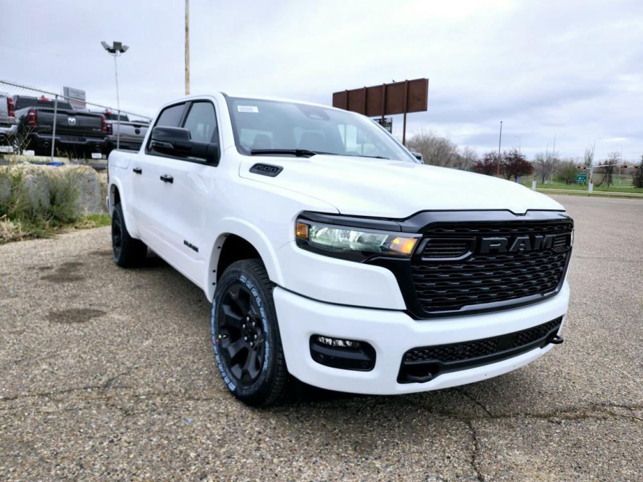 New 2025 RAM 1500 Big Horn cabine d'équipe 4x4 caisse de 5 pi 7 po for sale in Medicine Hat, AB