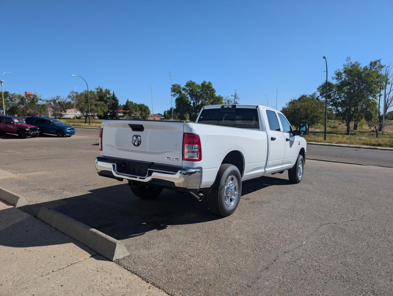 New 2024 RAM 3500 Tradesman cabine d'équipe 4x4 caisse de 8 pi for sale in Medicine Hat, AB