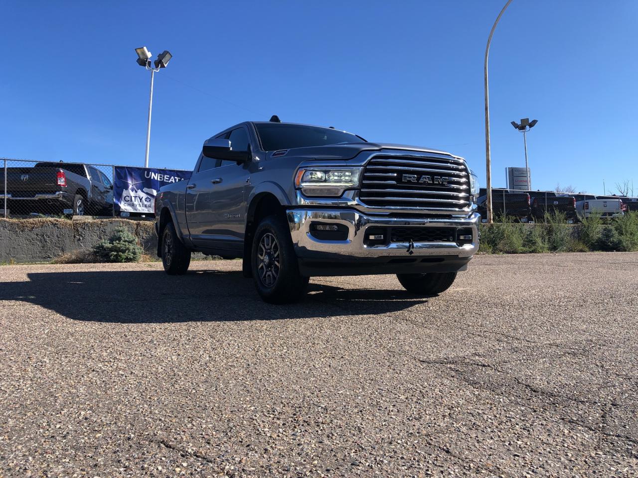 Used 2021 RAM 3500 Limited Longhorn cabine d'équipe 4x4 caisse de 6 p for sale in Medicine Hat, AB