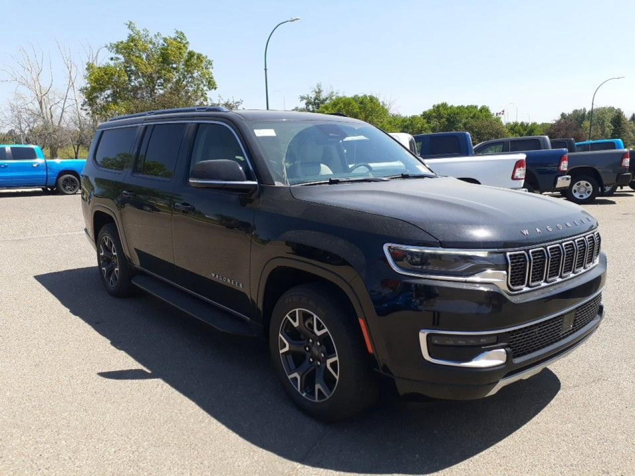 Used 2023 Jeep Wagoneer L Série III 4x4 for sale in Medicine Hat, AB