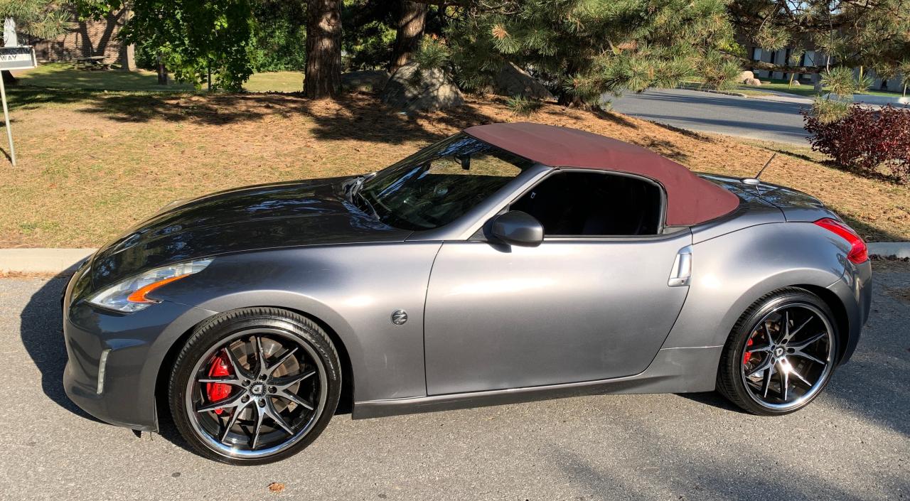 2014 Nissan 370Z 2dr CONVRTIBLE-ROADSTER Auto Touring w/Bordeaux Top-1 LOCAL OWNER!! Photo2