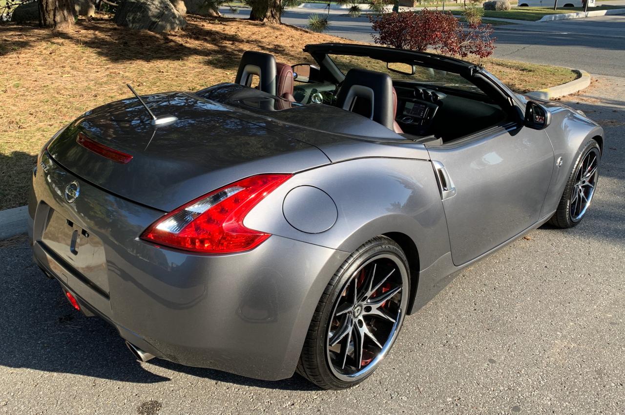 2014 Nissan 370Z 2dr CONVRTIBLE-ROADSTER Auto Touring w/Bordeaux Top-1 LOCAL OWNER!! - Photo #2