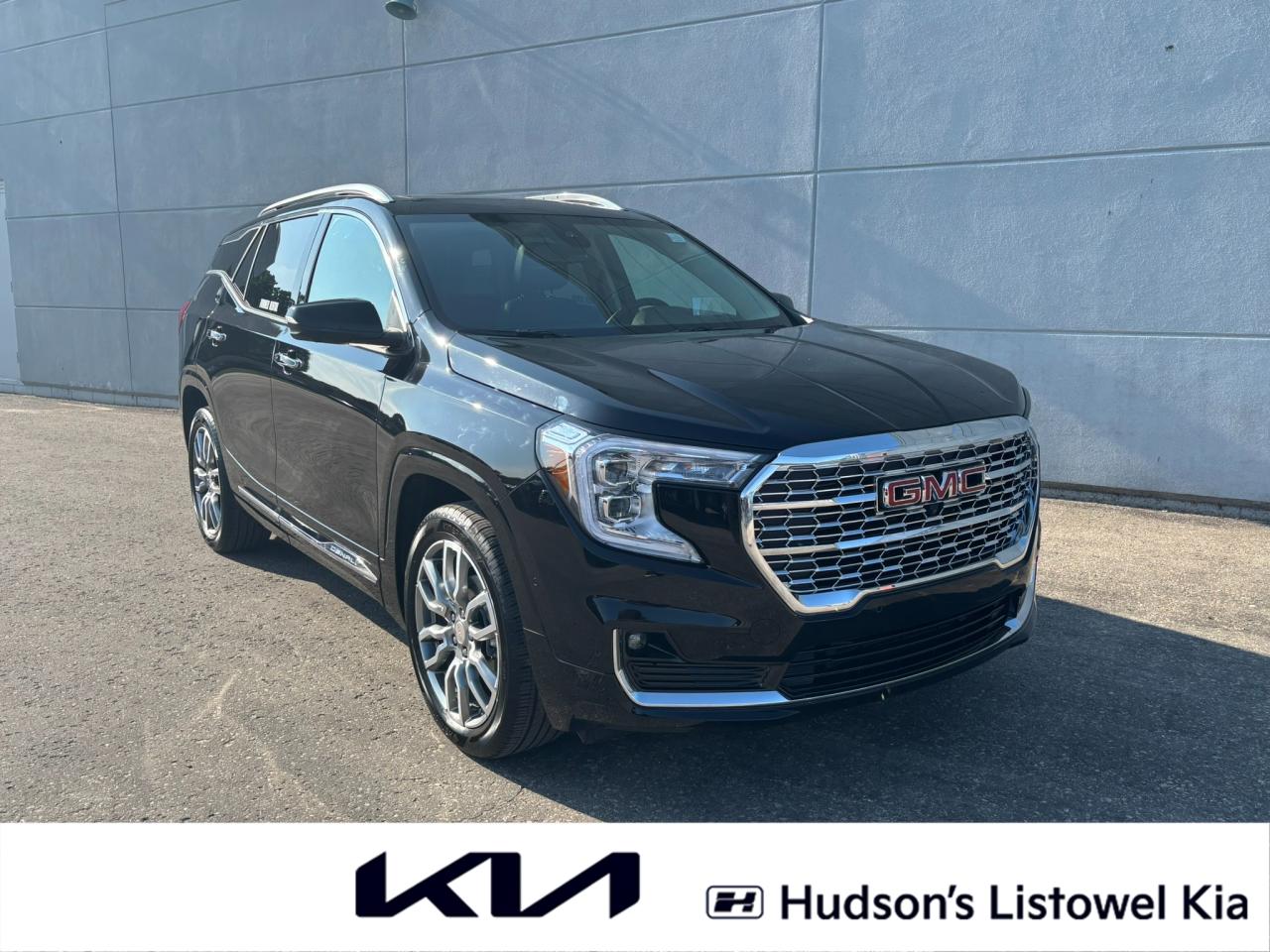 Used 2024 GMC Terrain Denali AWD | Navigation | Sunroof | 19