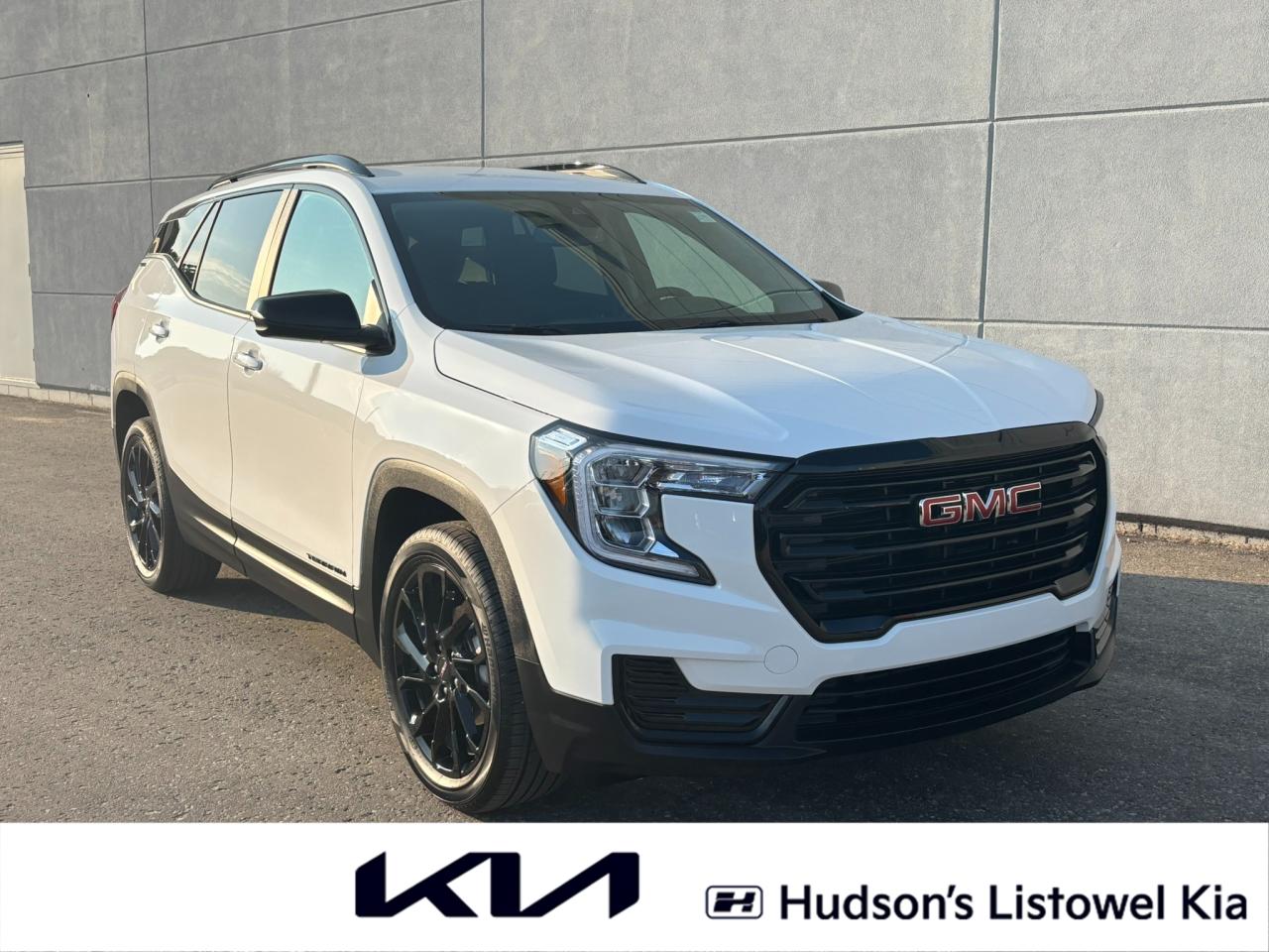 Used 2024 GMC Terrain SLE Elevation | 19