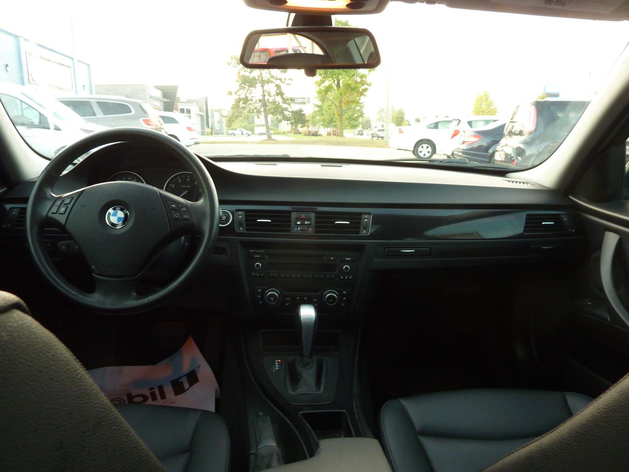 2011 BMW 3 Series 328 XI - Photo #13