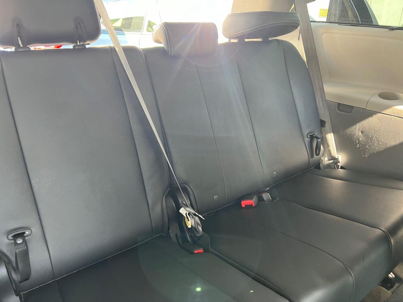 2014 Toyota Sienna SE - Photo #12
