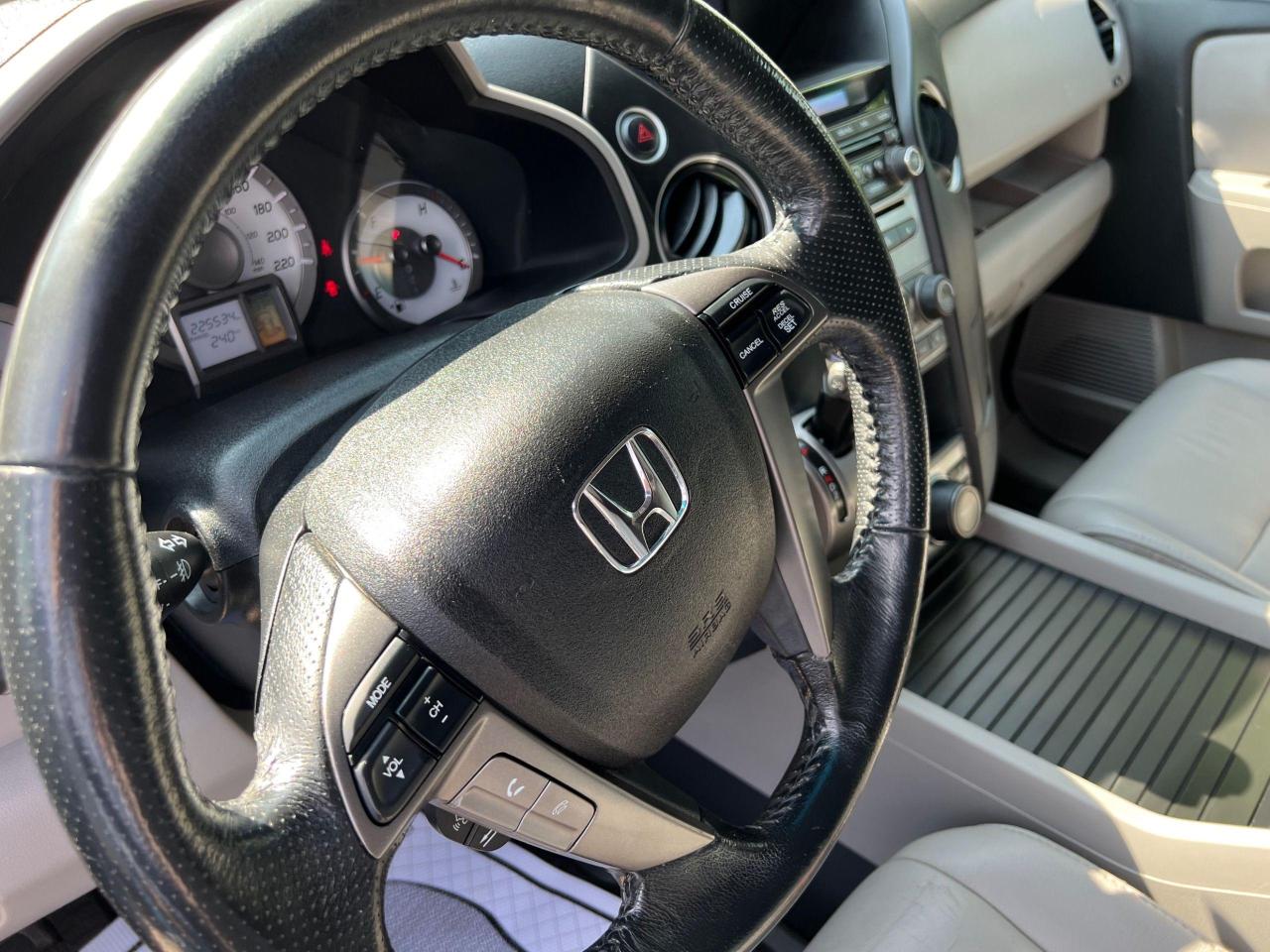2015 Honda Pilot EX-L - Photo #5