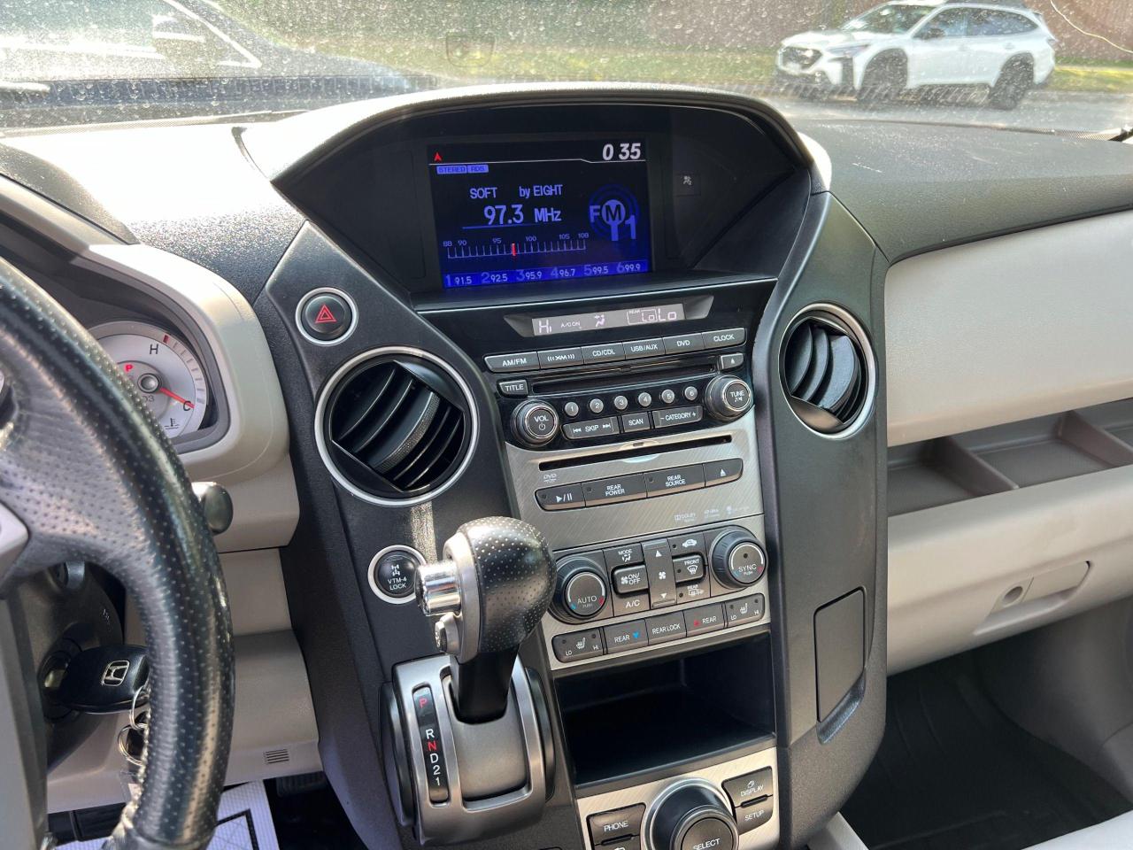 2015 Honda Pilot EX-L - Photo #9