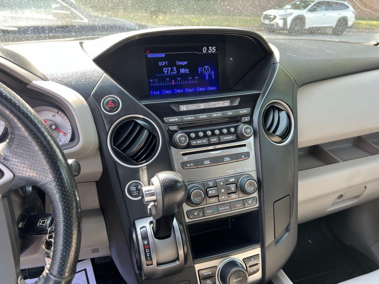 2015 Honda Pilot EX-L - Photo #10