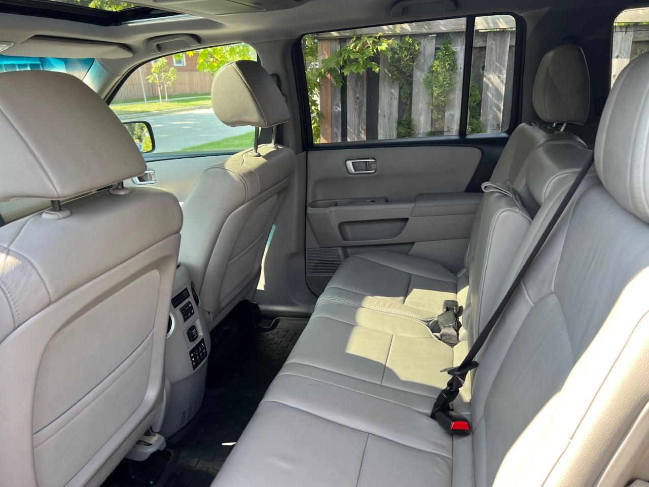 2015 Honda Pilot EX-L - Photo #13