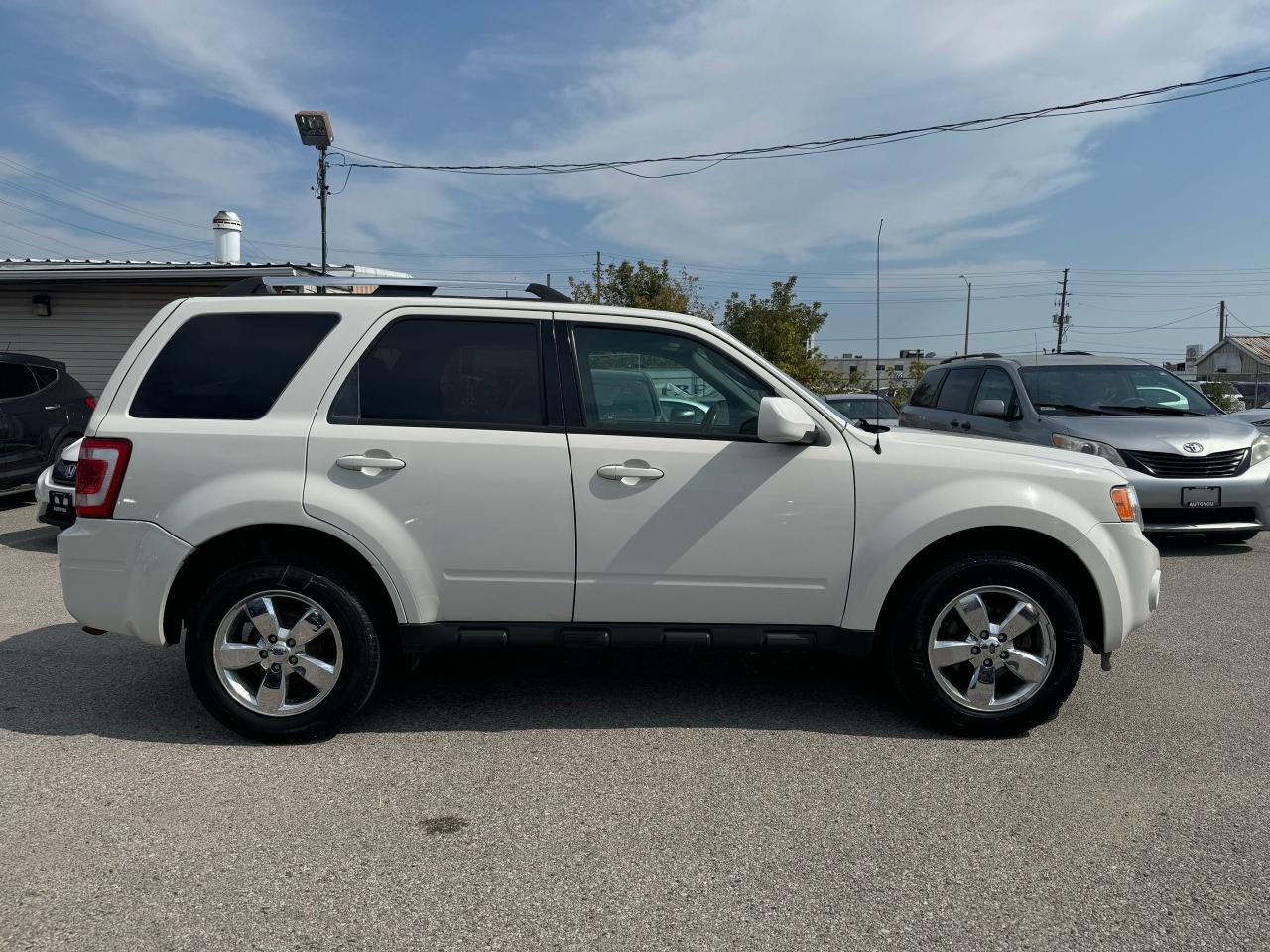 2012 Ford Escape Limited Photo3