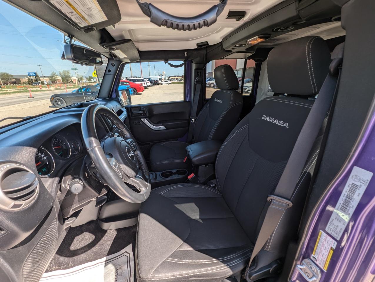 2017 Jeep Wrangler Unlimited Sahara | Command Start | Heated Seats - Photo #10