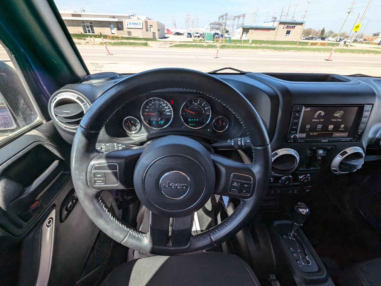 2017 Jeep Wrangler Unlimited Sahara | Command Start | Heated Seats - Photo #9